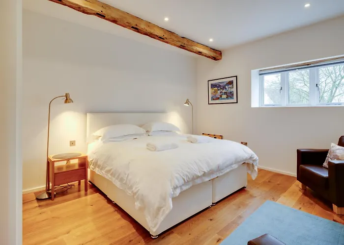 The Suites At Pannells Ash